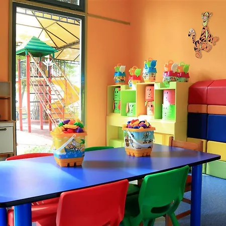 拉布拉达阿兰图酒店