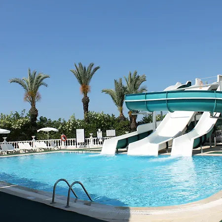 拉布拉达阿兰图酒店 酒店 5*